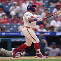 MLB home run leader odds, prediction: Should Kyle Schwarber be the favorite?