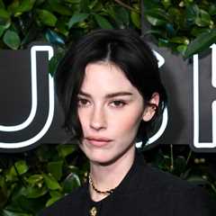 Does Gracie Abrams’ ‘Daughter From Hell’ First-Week Performance Establish Her as an Inner-Circle..