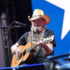 Willie Nelson Lashes Out at AI Data Center Construction in Texas: ‘Loud, Water-Thieving, Light..
