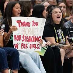 Storm co-owner leaves teen girls in tears amid Sophie Cunningham controversy