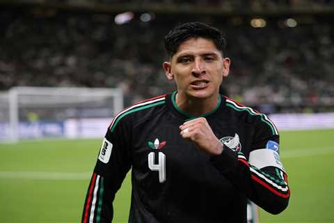 Mexico vs. Ecuador World Cup prediction: Odds, picks, best bet for Round of 32