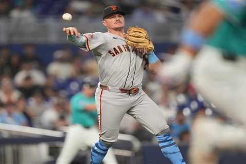 Giants forced to use outfielder at second base after injuries to Matt Chapman, Willy Adames