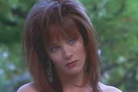Linda In 'The Wedding Singer' 'Memba Her?!