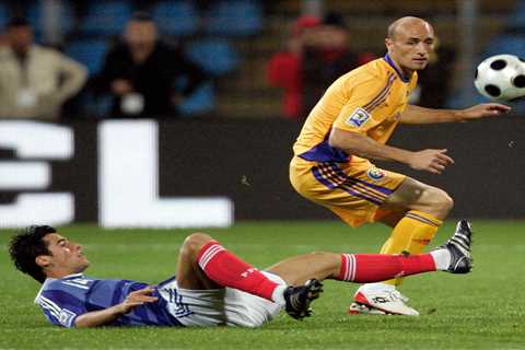 Former Romanian soccer star Gabriel Muresan dead at 44