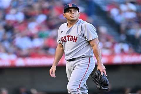 All-Star pitcher Ranger Suarez lands on IL in Red Sox injury blow