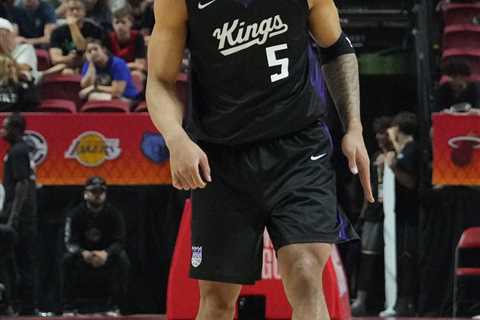 Charles Barkley says Kings need divine intervention to make playoffs: ‘A miracle’