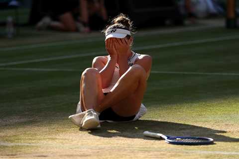 Linda Noskova beats Karolina Muchova in thriller to take Wimbledon crown