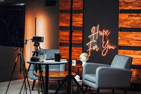 How to Build a Podcast Studio on a Budget (Beginner’s Guide)