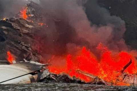 Seaplane Crashes Off Washington Coast, Fiery Wreck On Video