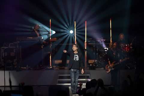 From Rock-Loving Kid in Mexico to Lead Singer of Foreigner: This is Luis Maldonado