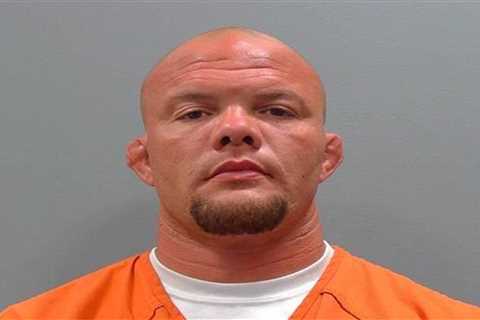 Former UFC star Anthony Smith arrested on charges for domestic violence, terroristic threats
