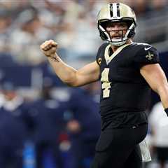 UCLA adds former Pro Bowl QB Derek Carr as volunteer coach