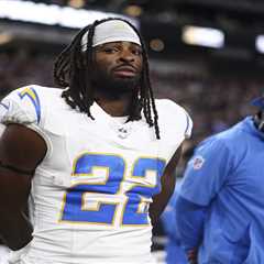 Najee Harris visiting Giants after running back depth takes injury hit