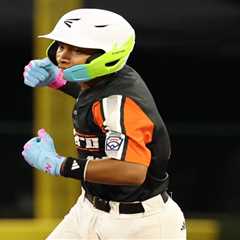 Walk-off home run propels Bayonne, NJ to dramatic LLWS opener win