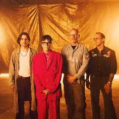 Weezer’s Golden Era Has Arrived: Stream The ‘Gold Album’ Now