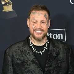 Jelly Roll Jabs Trump Over Weight While Guest-Hosting ‘Jimmy Kimmel Live’