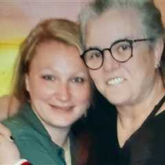 Rosie O'Donnell & Daughter on Good Terms as Chelsea Texts from Jail