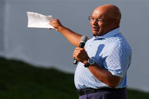 Mike Tirico might not have taken lead golf announcer role had he known ‘perils that were waiting’