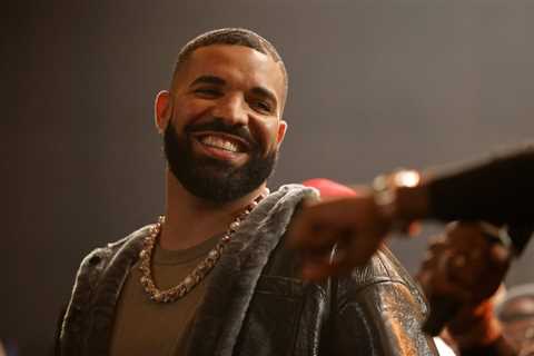 Drake Shares ‘Degrassi’ Throwback to Prove His Goth Fascination Is ‘Not New’