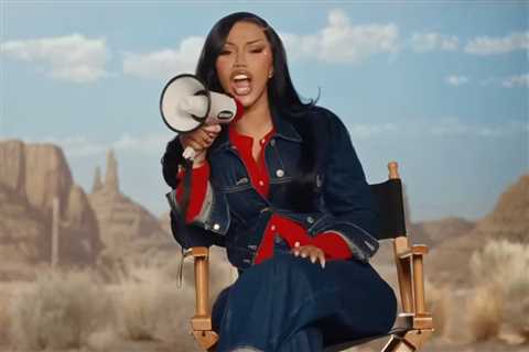 Cardi B Calls Old Navy Campaign a ‘Full-Circle Moment’ After Admitting She Shoplifted at the Store..