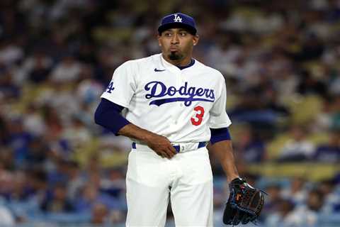 Dave Roberts explains why Edwin Díaz remains Dodgers closer (for now): ‘Need to show him that I..