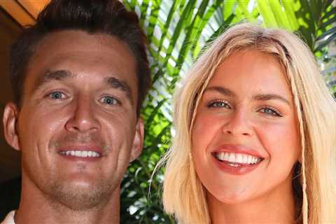 'Bachelorette' Star Tyler Cameron Engaged to Model Tate Madden