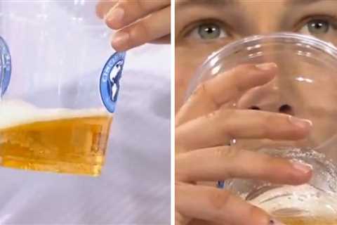 Tennis Star Amanda Anisimova's Mystery Drink Confuses Commentators During Match