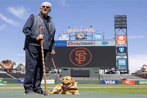 Legendary Giants broadcaster backs Buster Posey’s divisive Tony Vitello decision