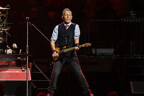 Bruce Springsteen & Alex Warren to Play Stand Up for Heroes on 20th Anniversary of Veterans..