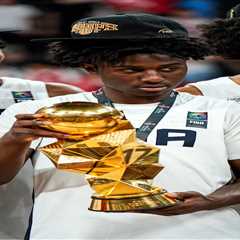 Son of 49ers great commits to UConn as five-star basketball recruit