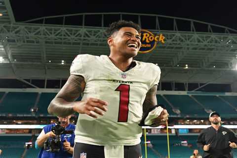 Tua Tagovailoa, wife caught in apparent ‘burner’ situation amid nightmare training camp