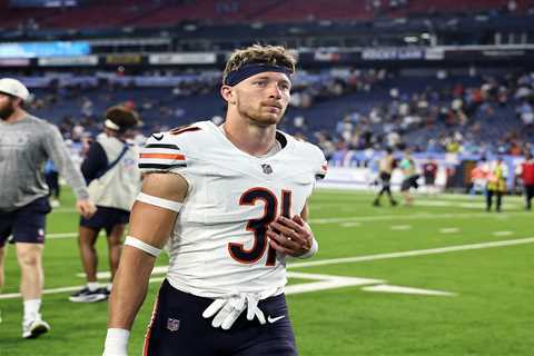 NFL Defensive Rookie of the Year prediction, odds: Bears’ long shot can win the award