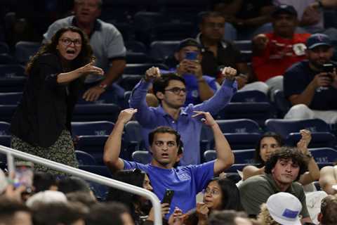 US Open crowd calls out drunk fan before ejection after Jakub Mensik’s complaints in five-set defeat
