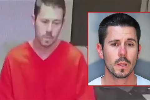 Secret Service Agent Accused of Masturbating: Prosecutors Want Hotel Hallway Video