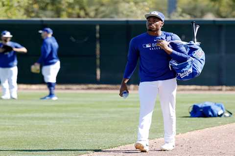 What the Dodgers are getting in top prospect Josue De Paula: ‘Complete hitter’