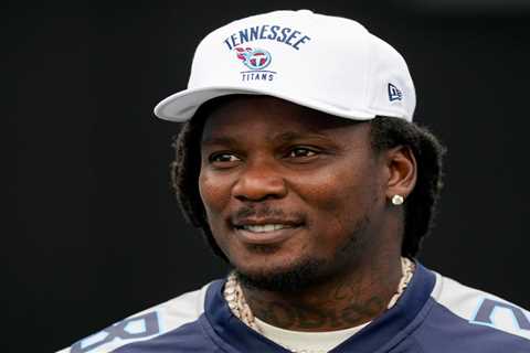 Titans postpone Chris Johnson ceremony over ‘unforeseen circumstances’ as former rushing champ..