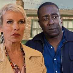 Coronation Street: Ronnie Stops Debbie From a Deadly Accident